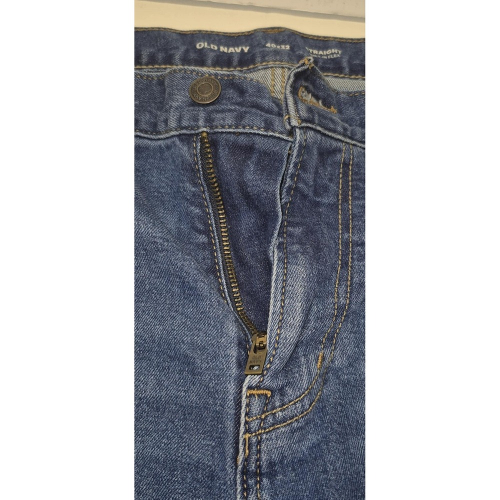 Old Navy men's straight fit with flex‎ built in distressed denim jeans, sz 40x32 - Picture 4 of 14